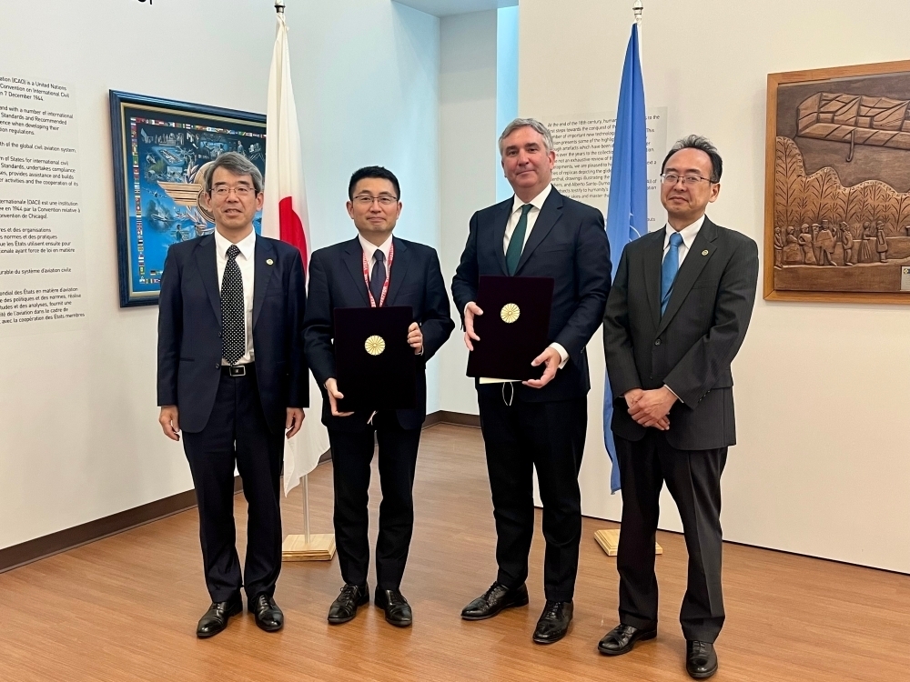Ambassador Yamamoto, Ambassador. Ryo Nakamura, Mr. Michael Gill, President Onuma